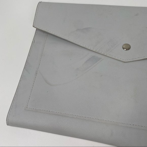 Glass Ladder & Co Light Grey Megan Vegan Leather Portfolio Clutch Tech Organizer - Picture 4 of 7
